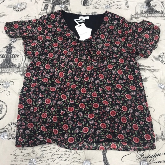 Pleione Tie Front Floral Flutter Sleeve Blouse - Picture 3 of 7